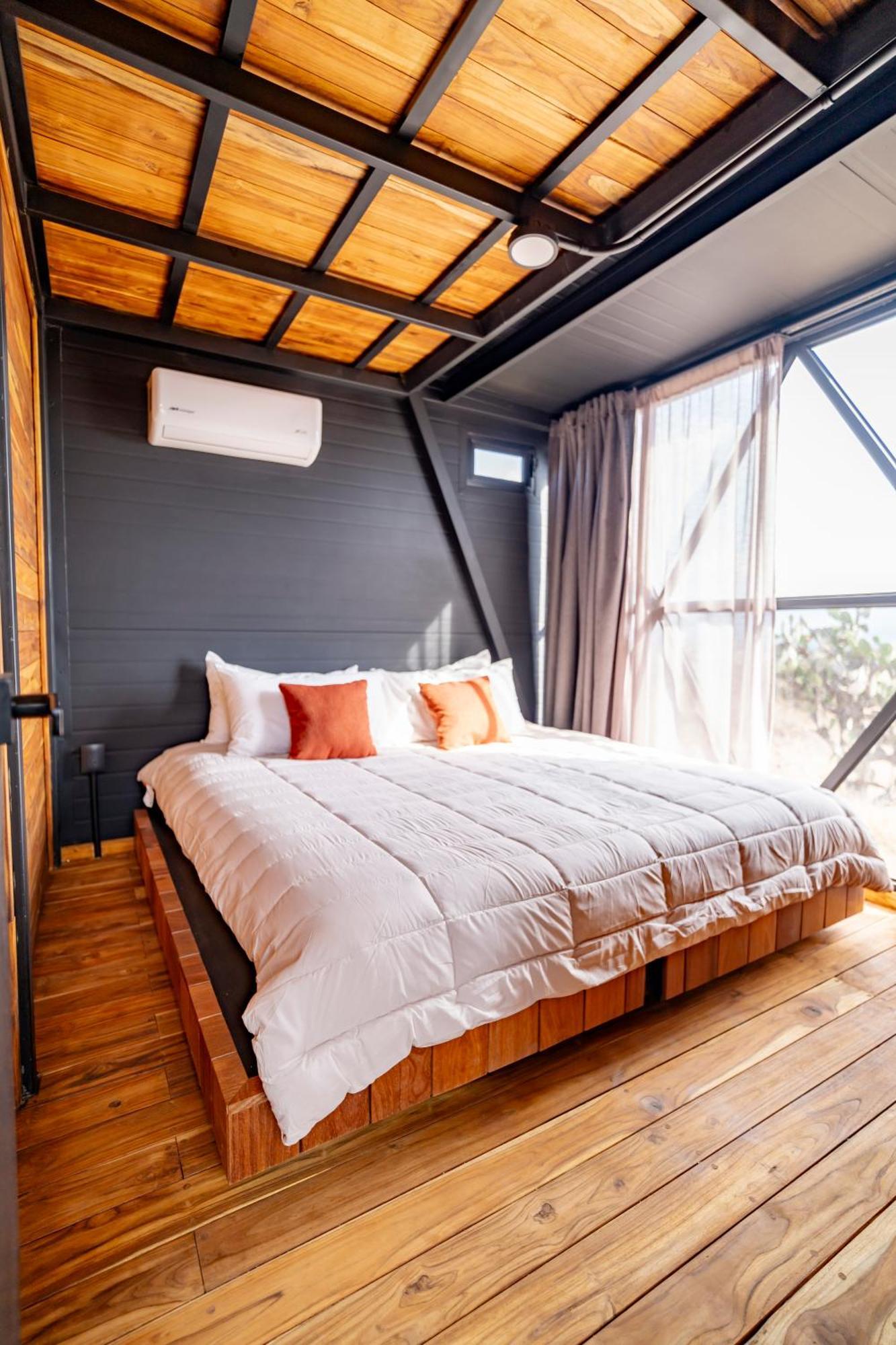 Hotel Coyote Alcocer Dış mekan fotoğraf
